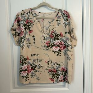 Floral Tan Blouse ❤️​